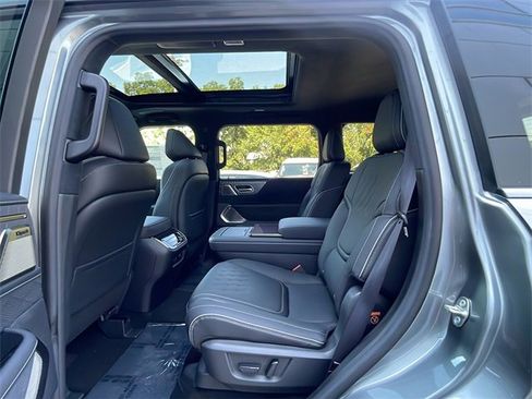 New 2026 INFINITI QX80 Autograph w/ Premium Cargo Package image 20