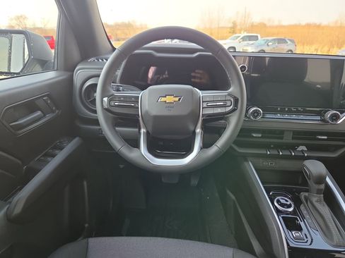 New 2026 Chevrolet Colorado W/T w/ WT Custom Package AWD/4WD image 10