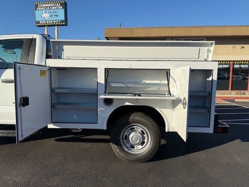 New 2026 Ford F250 XL image 10