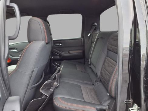 Used 2022 Nissan Frontier PRO-4X w/ Off-Road Protection Package image 23
