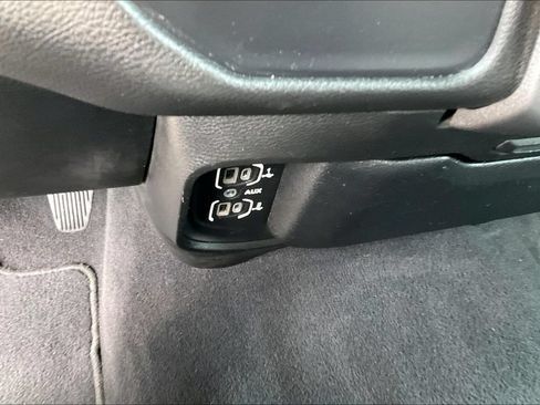 Used 2021 RAM 2500 Big Horn AWD/4WD image 36