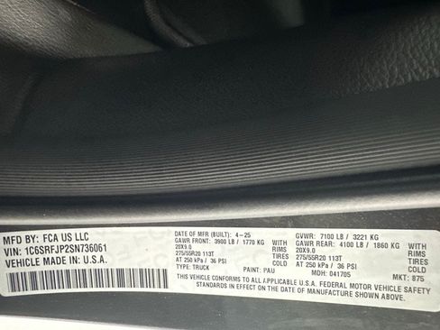 Used 2025 RAM 1500 Laramie AWD/4WD image 11