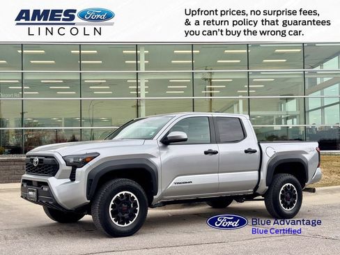 Used 2024 Toyota Tacoma TRD Off-Road AWD/4WD image 1