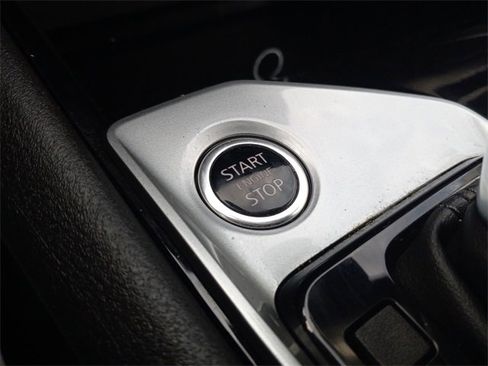 Used 2024 Nissan Altima 2.5 SV image 21