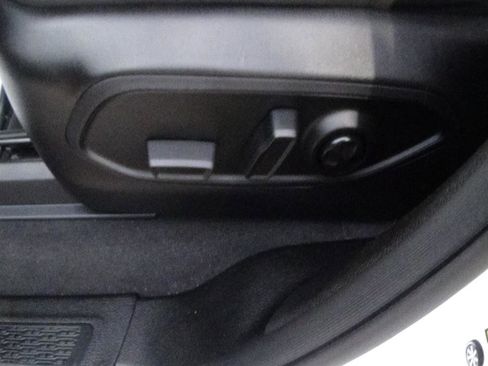 Certified 2024 Jeep Grand Cherokee L Limited image 19