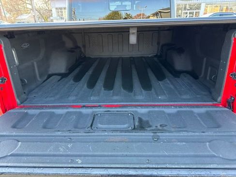 Used 2020 Jeep Gladiator Overland image 22