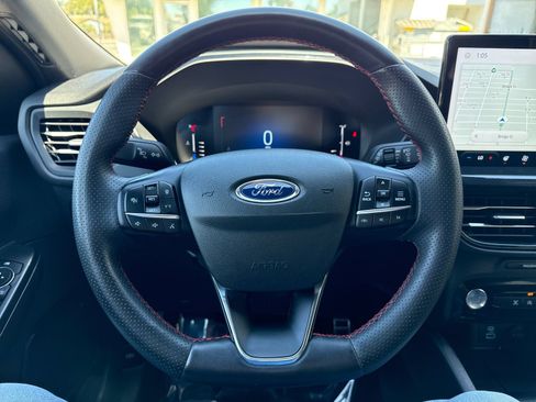 Certified 2023 Ford Escape ST-Line w/ Tech Pack #1 AWD/4WD image 14