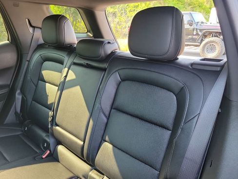 Used 2026 Chevrolet Equinox LT w/ Convenience Package II image 30