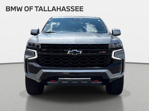 Used 2023 Chevrolet Suburban Z71 w/ Luxury Package AWD/4WD image 2