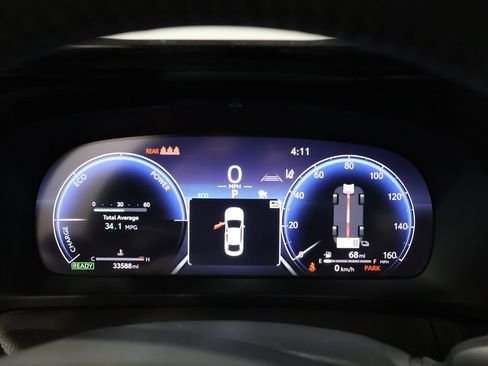 Used 2023 Toyota Crown XLE image 40