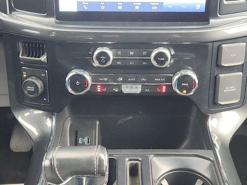 Certified 2022 Ford F150 XLT w/ Equipment Group 302A High image 18