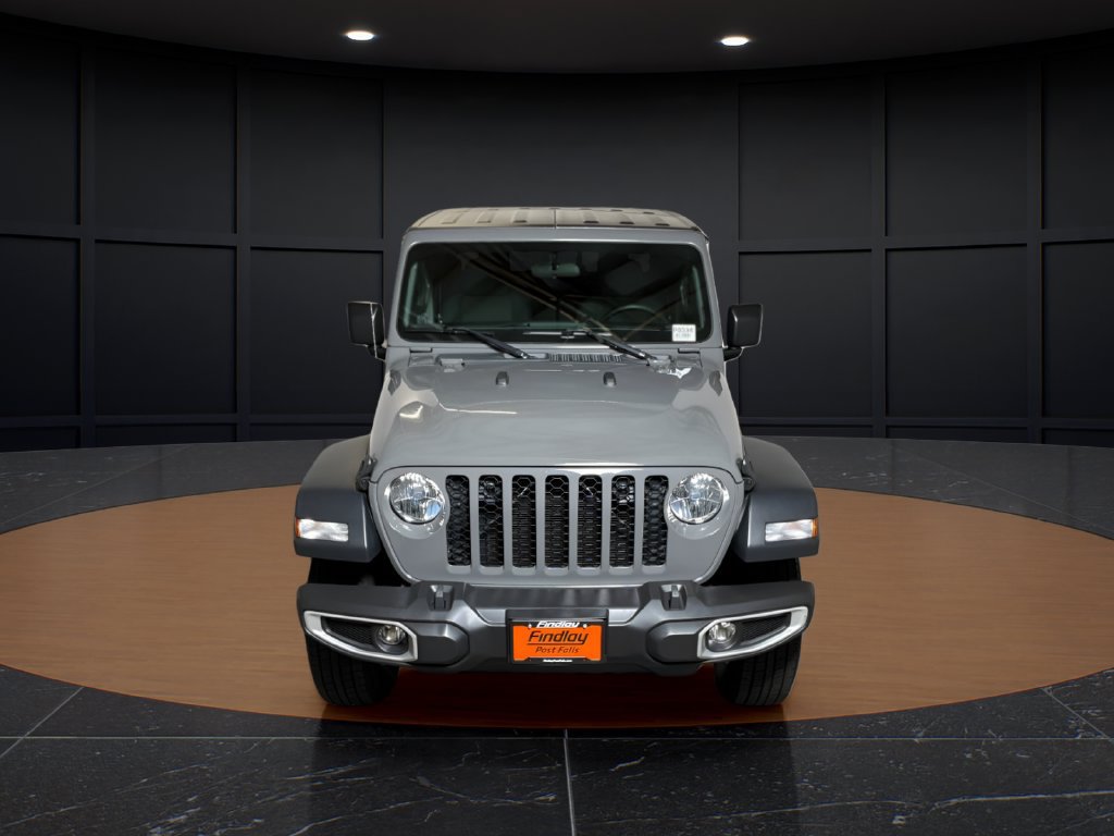 Certified 2023 Jeep Gladiator Sport AWD/4WD image 8
