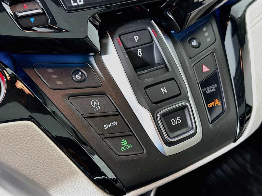 Used 2025 Honda Odyssey Touring image 17