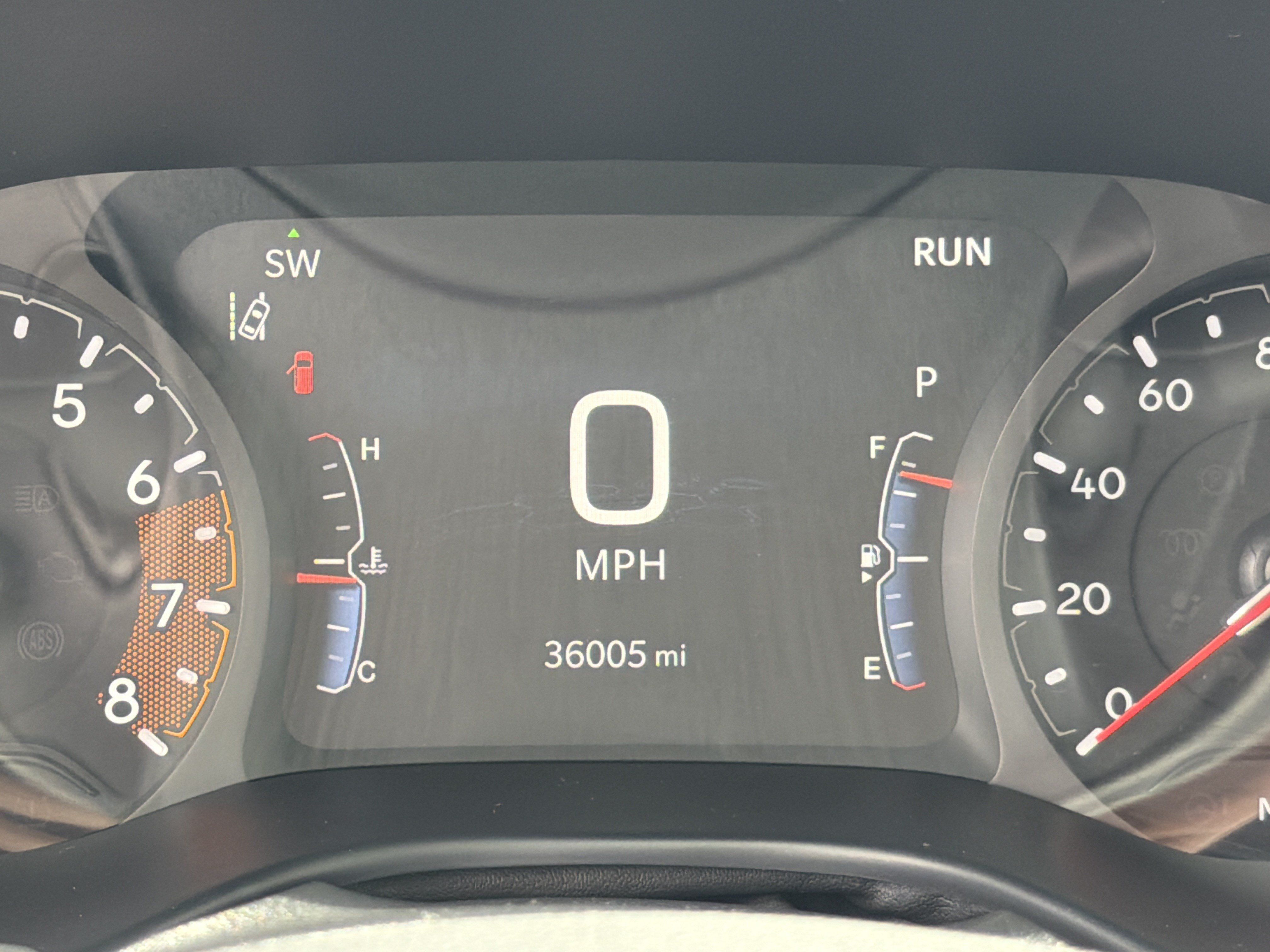 Used 2025 Jeep Compass Trailhawk AWD/4WD image 28