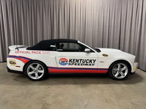Used 2012 Ford Mustang GT Premium RWD image 6