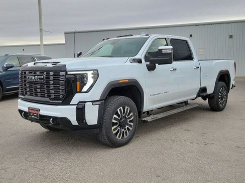 New 2026 GMC Sierra 3500 Denali Ultimate AWD/4WD image 5