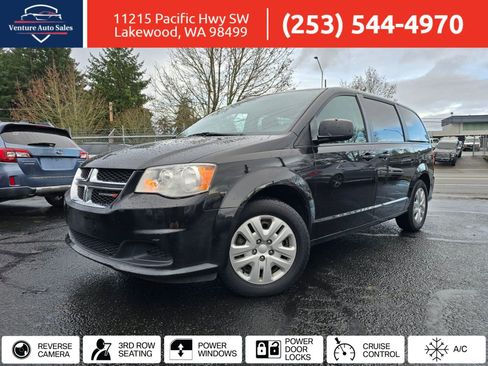 Used 2018 Dodge Grand Caravan SE image 1