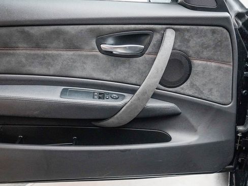 Used 2011 BMW 1 Series M image 20