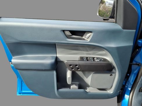 New 2026 Ford Maverick Lariat w/ Black Appearance Package image 16