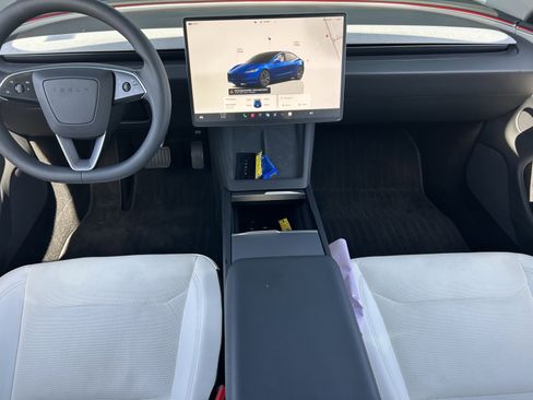Used 2025 Tesla Model 3 Long Range AWD/4WD image 15