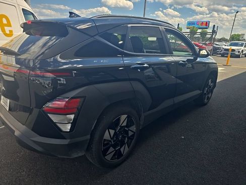 Used 2025 Hyundai Kona SEL FWD image 4