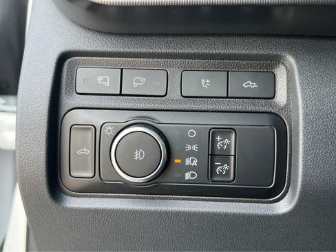 Used 2024 Ford F350 Platinum AWD/4WD image 32