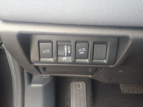 Used 2020 Subaru Outback Premium image 22