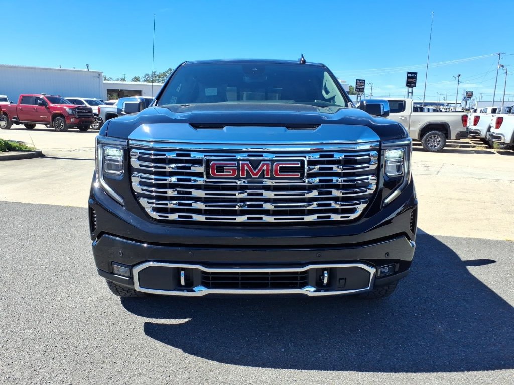 New 2026 GMC Sierra 1500 Denali w/ Technology Package AWD/4WD image 2
