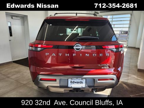New 2026 Nissan Pathfinder Platinum w/ Cargo Package image 6