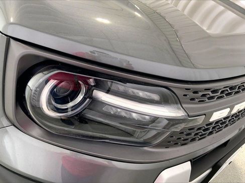 Used 2025 Ford Bronco Sport Badlands image 12