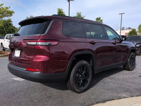 New 2026 Jeep Grand Cherokee L 2WD image 4