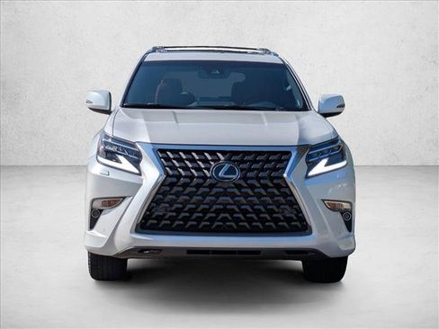 Used 2023 Lexus GX 460 Premium image 2