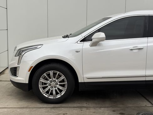 Used 2018 Cadillac XT5 FWD image 5