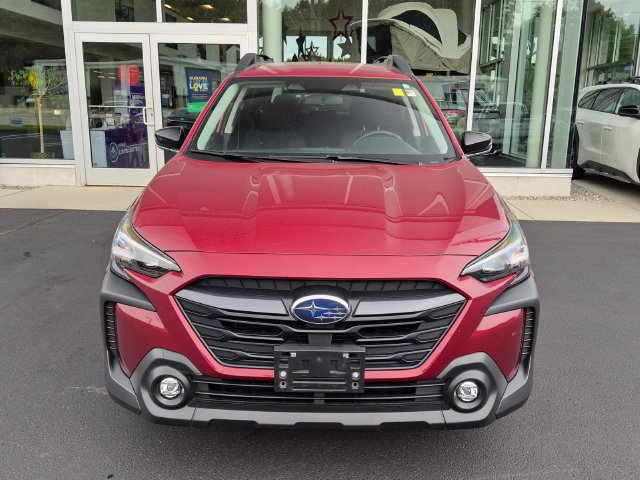 Used 2025 Subaru Outback Premium AWD/4WD image 8