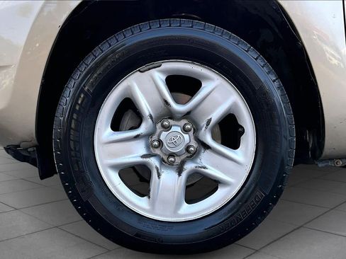 Used 2007 Toyota RAV4 2WD V6 image 11