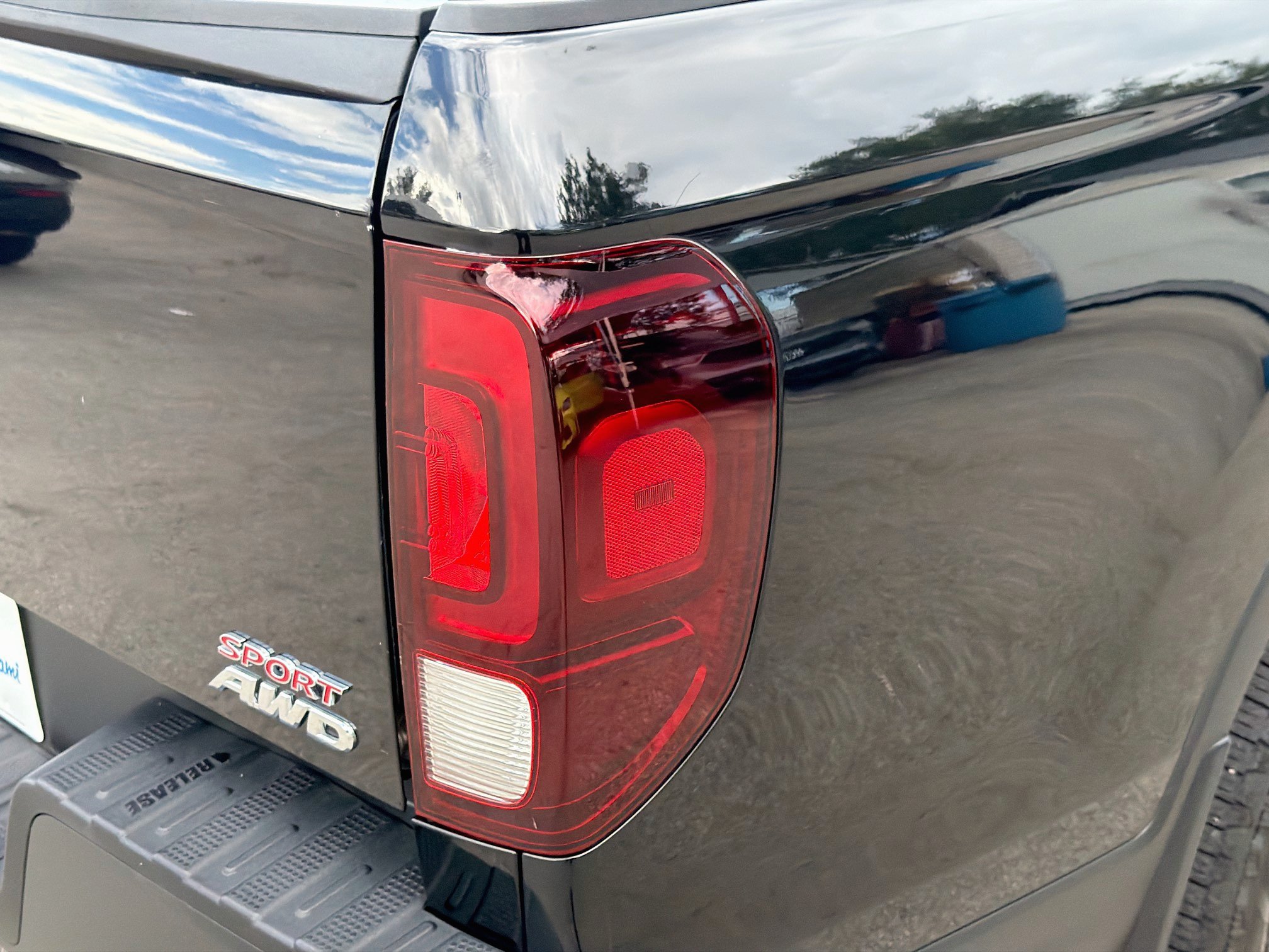 Used 2023 Honda Ridgeline Sport image 27