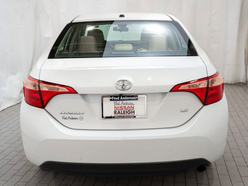Used 2017 Toyota Corolla LE image 4