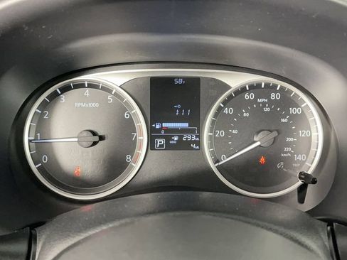 New 2025 Nissan Kicks Play S FWD image 27