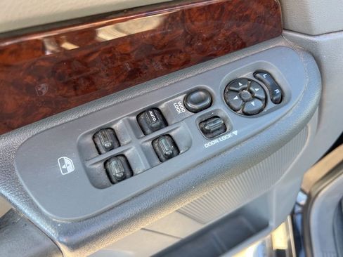 Used 2008 Dodge Ram 2500 Truck Laramie w/ Protection Group AWD/4WD image 9