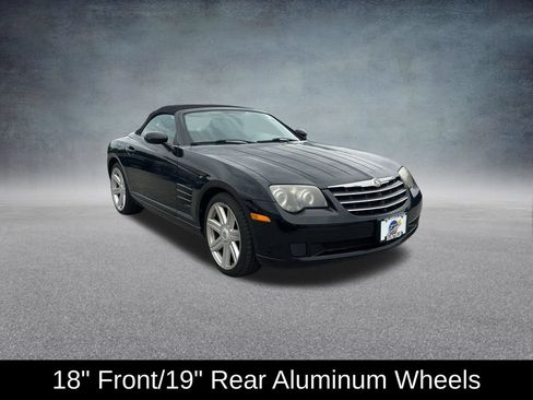 Used 2005 Chrysler Crossfire Convertible RWD image 8