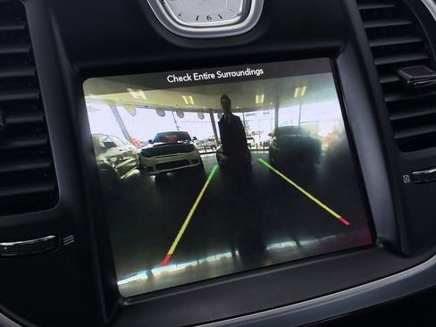 Used 2019 Chrysler 300 Touring L w/ Quick Order Package 22F image 62