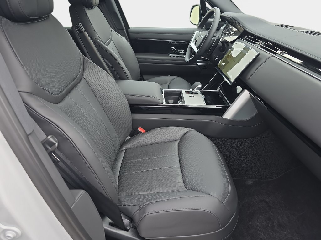 New 2025 Land Rover Range Rover SE AWD/4WD image 10