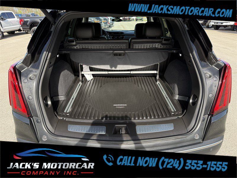 Used 2025 Cadillac XT5 Premium Luxury w/ LPO, Floor Liner Package AWD/4WD image 13