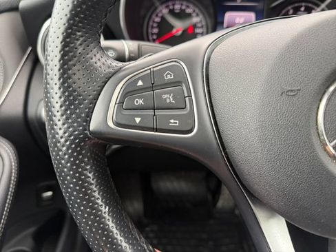 Used 2019 Mercedes-Benz GLC 300 4MATIC Coupe image 26