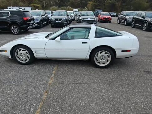 Used 1993 Chevrolet Corvette Coupe image 1