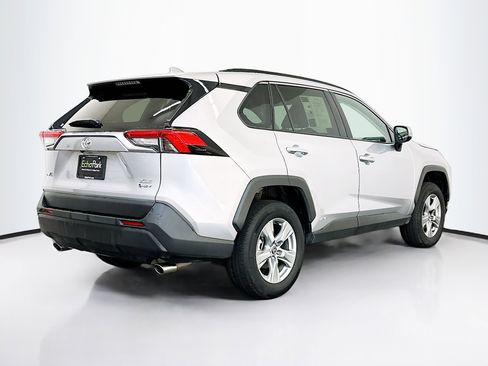 Used 2025 Toyota RAV4 XLE image 9