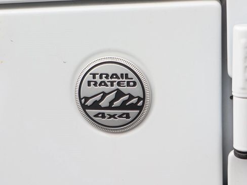 Used 2021 Jeep Gladiator Overland w/ LED Lighting Group image 44