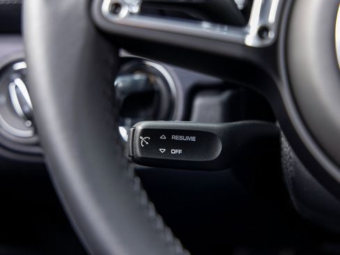 Certified 2025 Porsche 718 Boxster GTS image 32