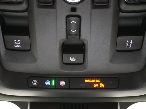 Used 2025 GMC Yukon Denali Ultimate image 33