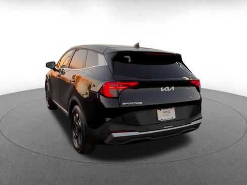 Used 2026 Kia Sportage LX FWD image 11